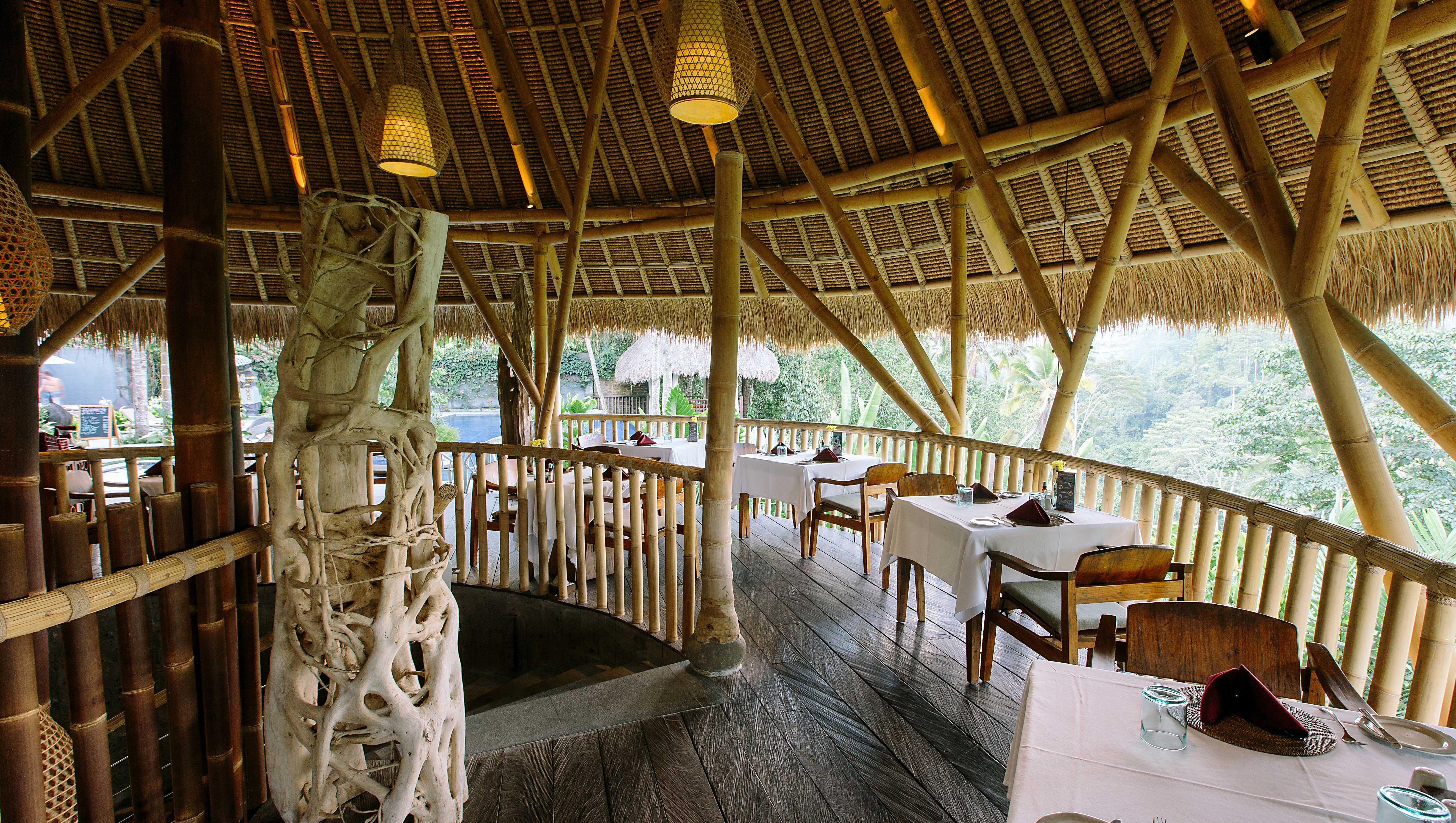 Tejaprana Resort & Spa Убуд Екстер'єр фото The restaurant at the resort