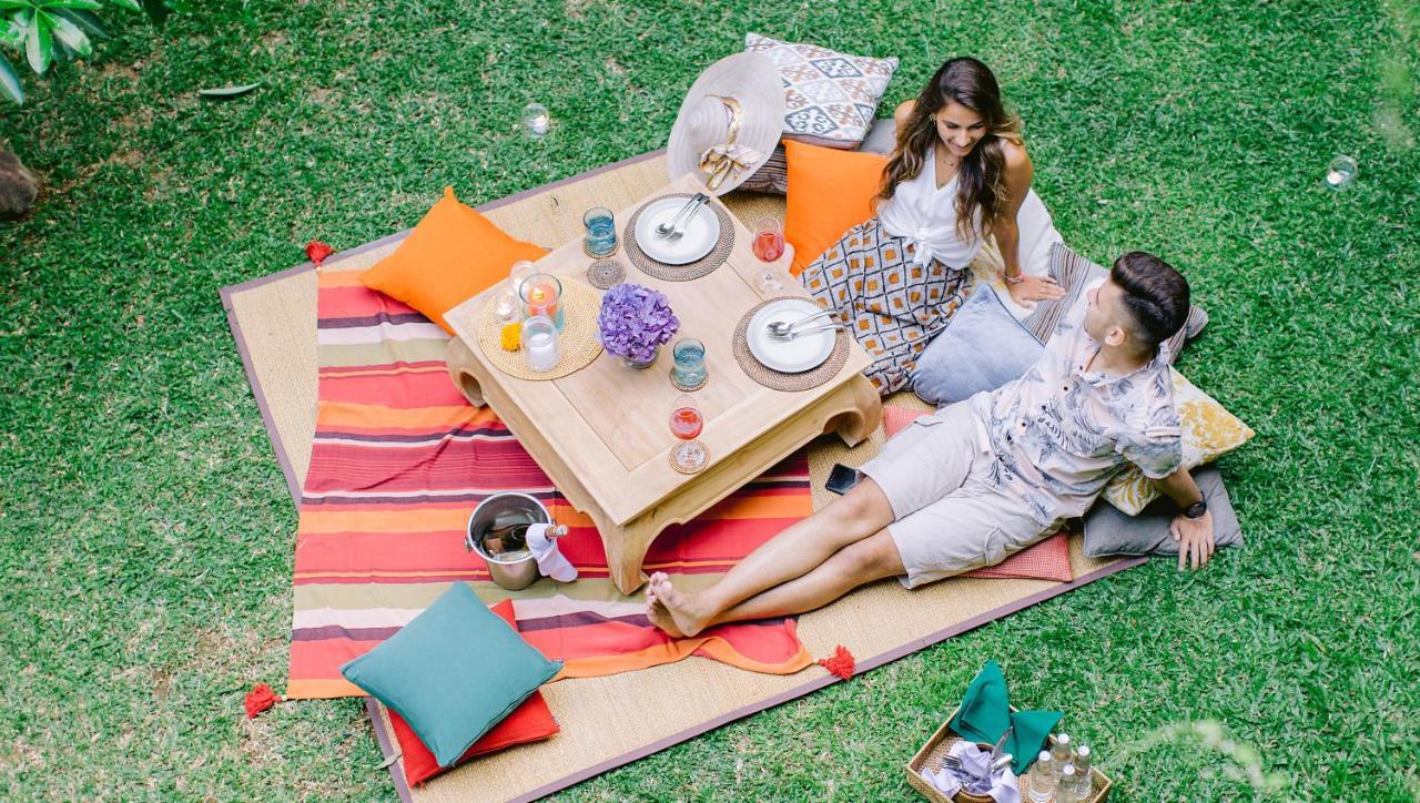 Tejaprana Resort & Spa Убуд Екстер'єр фото A picnic in the park